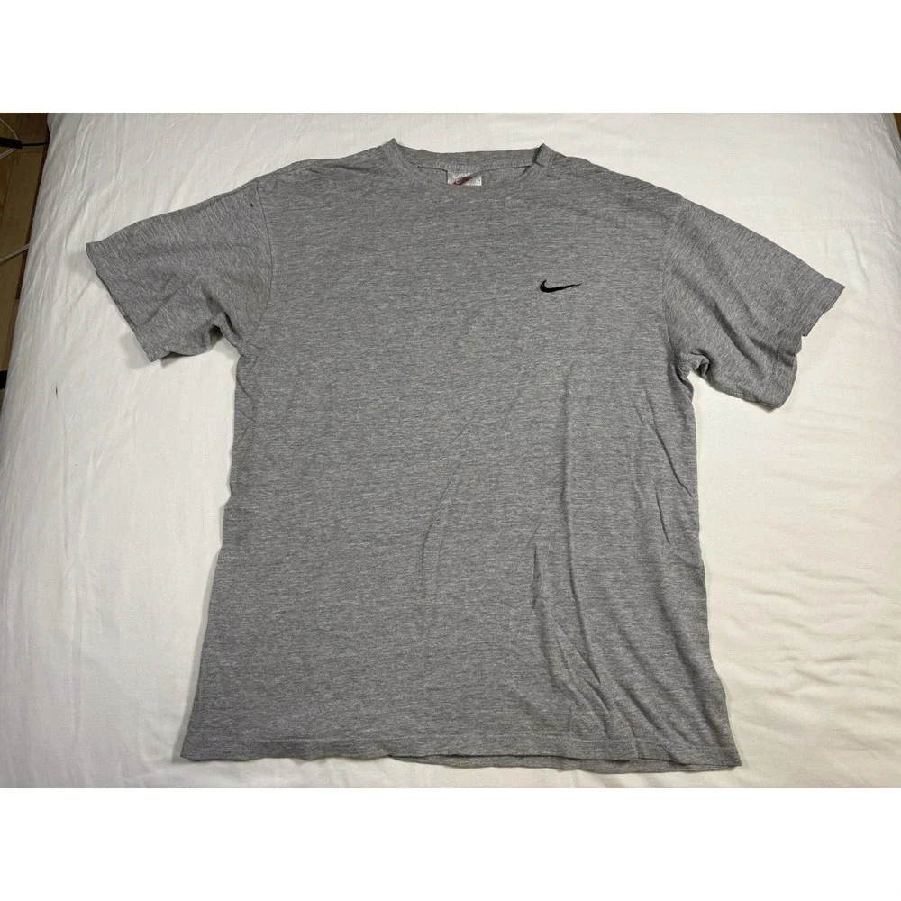 Vintage 90s Nike Red Tag Mini Swoosh T-Shirt Gray Made In USA Men's Medium M
